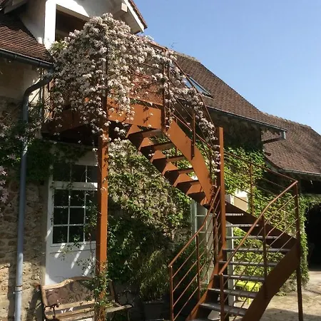 L'orme Des Voyageurs Boutigny